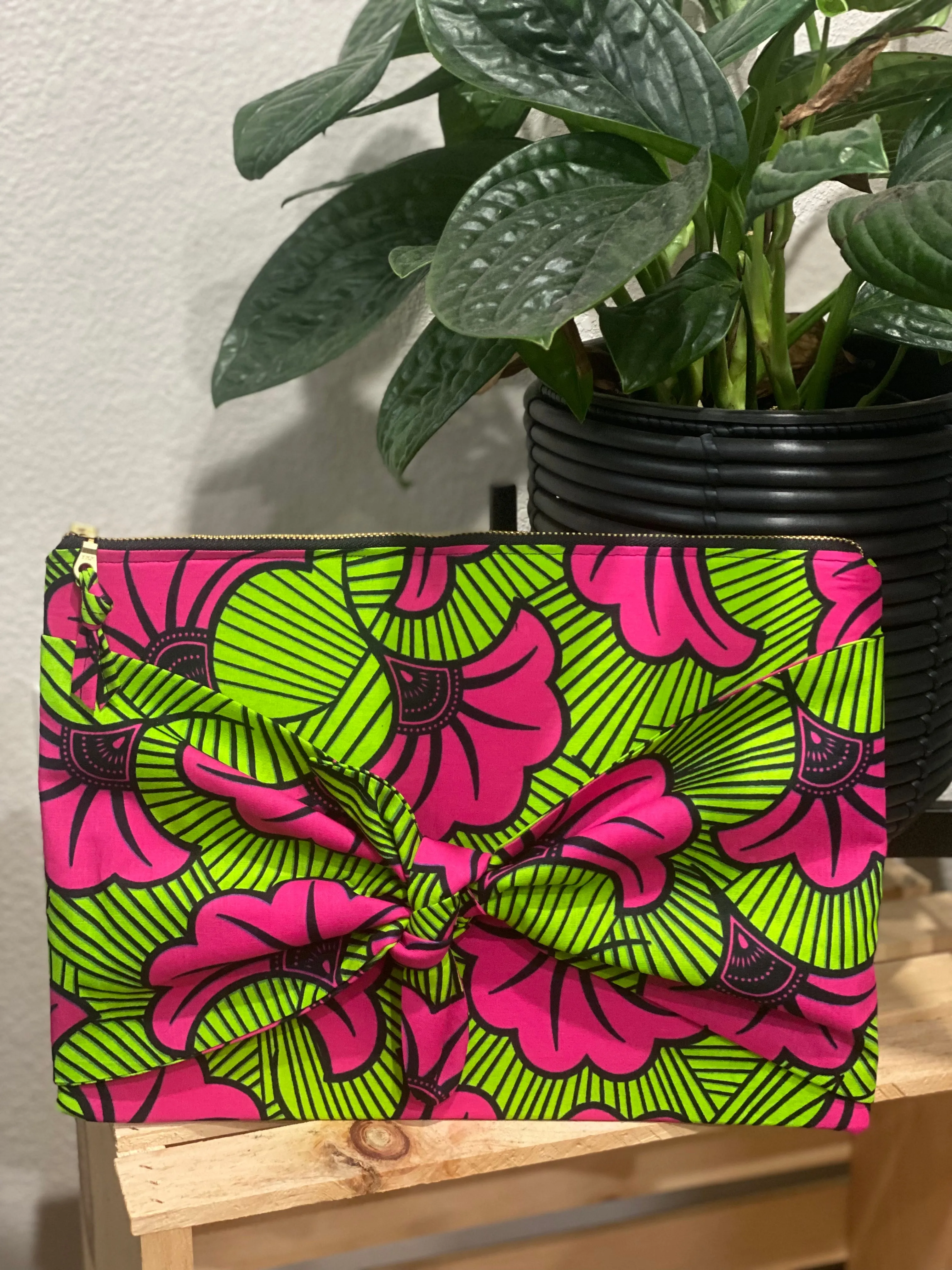 *Fan Girl* Camellia Clutch